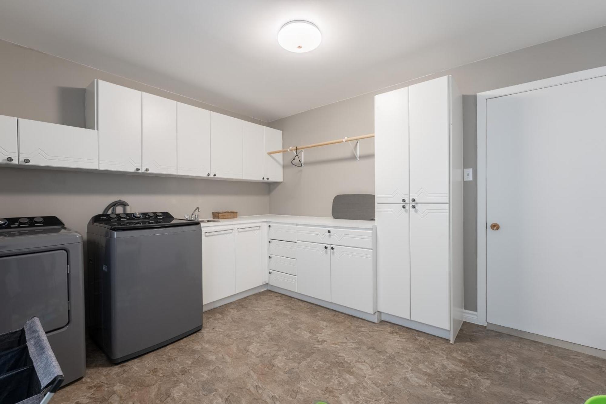 Comfortable Spacious House With Parking Броссар Экстерьер фото